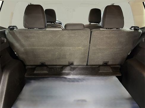 Used 2019 Ford Escape SE image 26