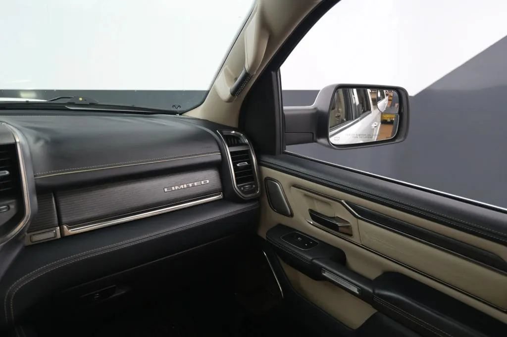 Used 2019 RAM 1500 Limited AWD/4WD image 37