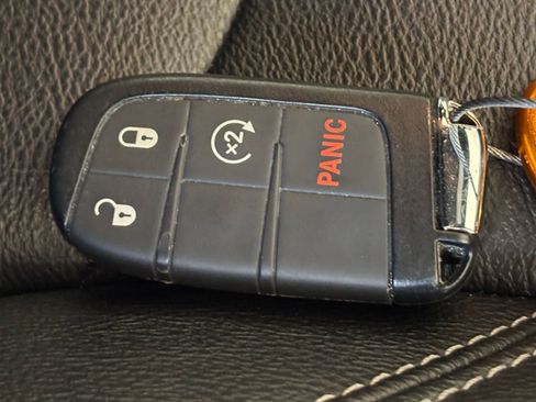 Used 2025 Jeep Compass Limited AWD/4WD image 21