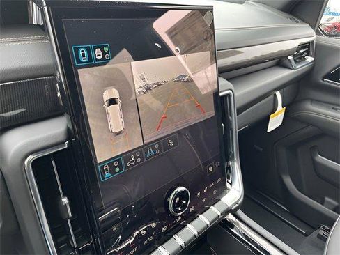 New 2026 GMC Yukon Elevation image 19