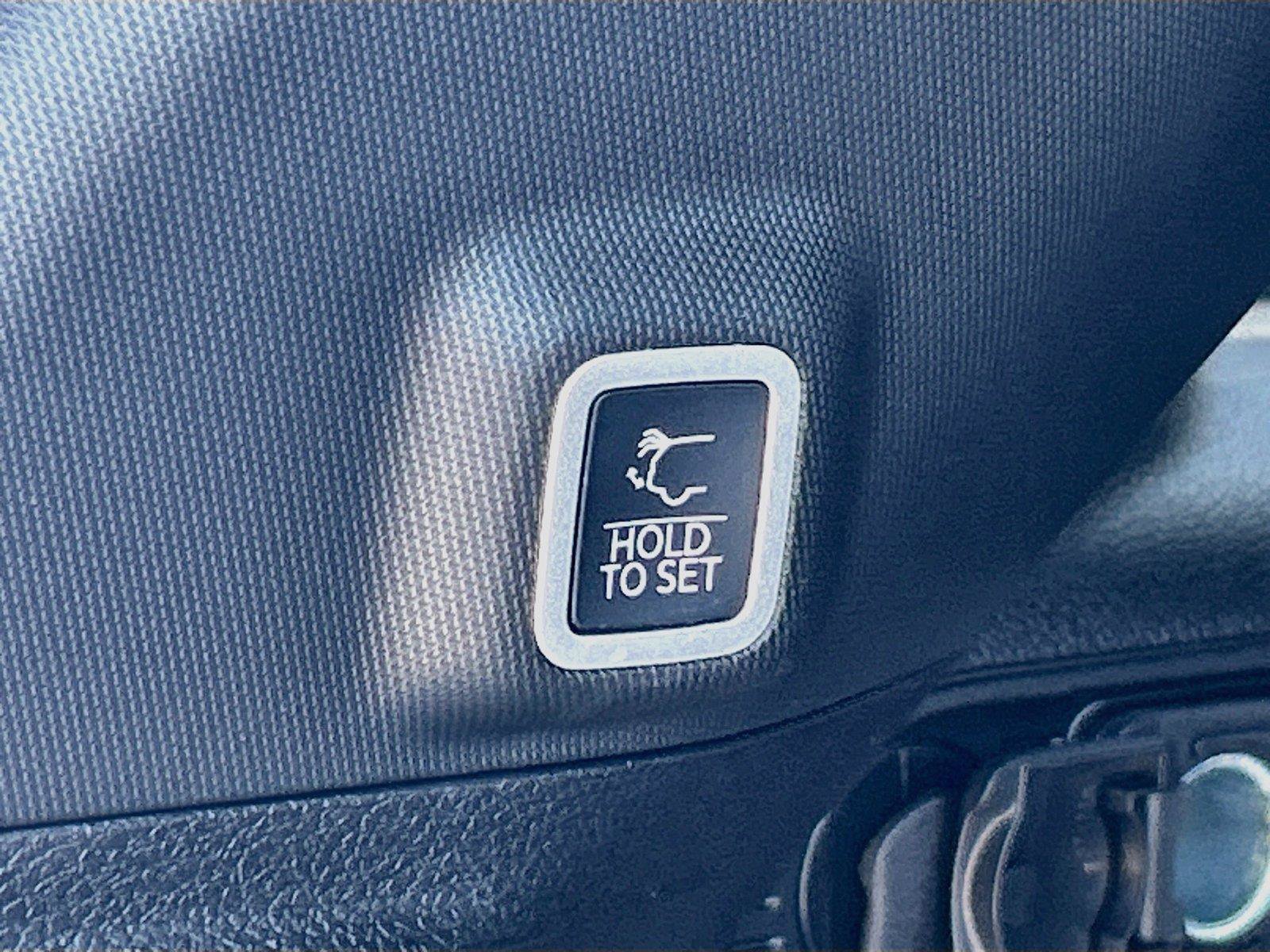 New 2027 Jeep Grand Cherokee Limited AWD/4WD image 16