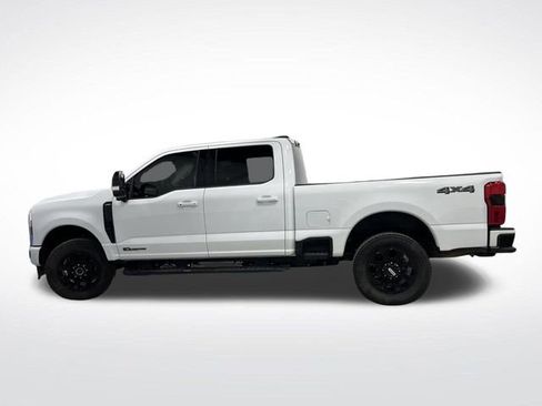 Used 2025 Ford F350 Lariat w/ Black Appearance Package image 14