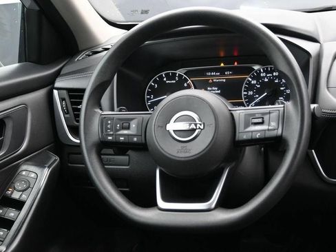 Used 2024 Nissan Rogue S AWD/4WD image 14