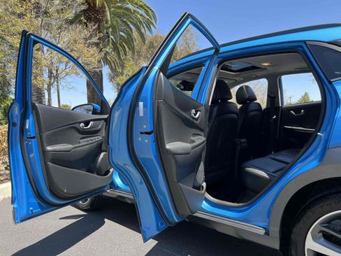 Used 2018 Hyundai Kona Limited AWD/4WD image 11