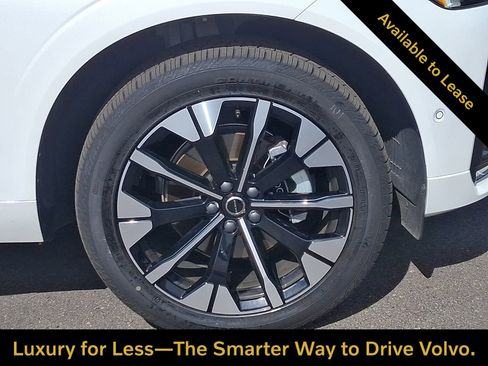 Certified 2026 Volvo XC60 B5 Plus w/ Protection Package Premier AWD/4WD image 8