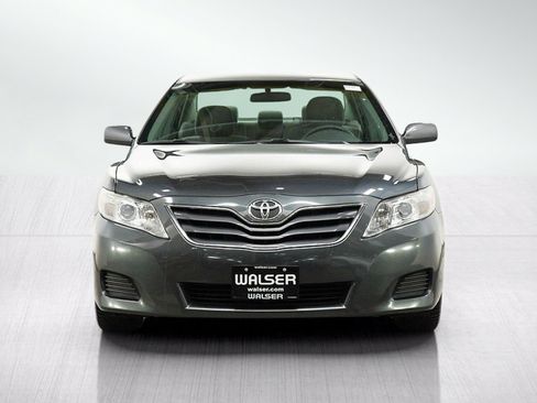 Used 2011 Toyota Camry LE FWD image 8