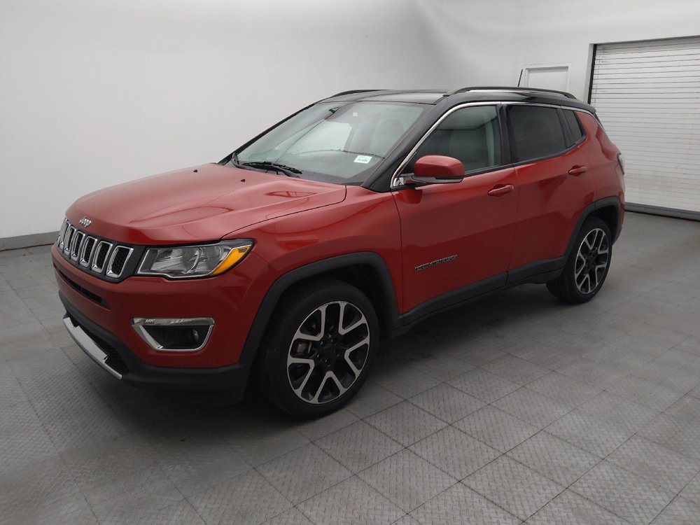 Used 2018 Jeep Compass Limited w/ Navigation Group FWD image 2