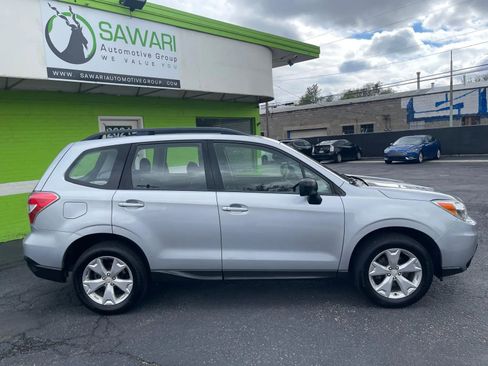 Used 2015 Subaru Forester 2.5i w/ Alloy Wheel Package AWD/4WD image 9