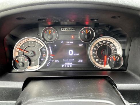 Used 2014 RAM 3500 Big Horn image 25