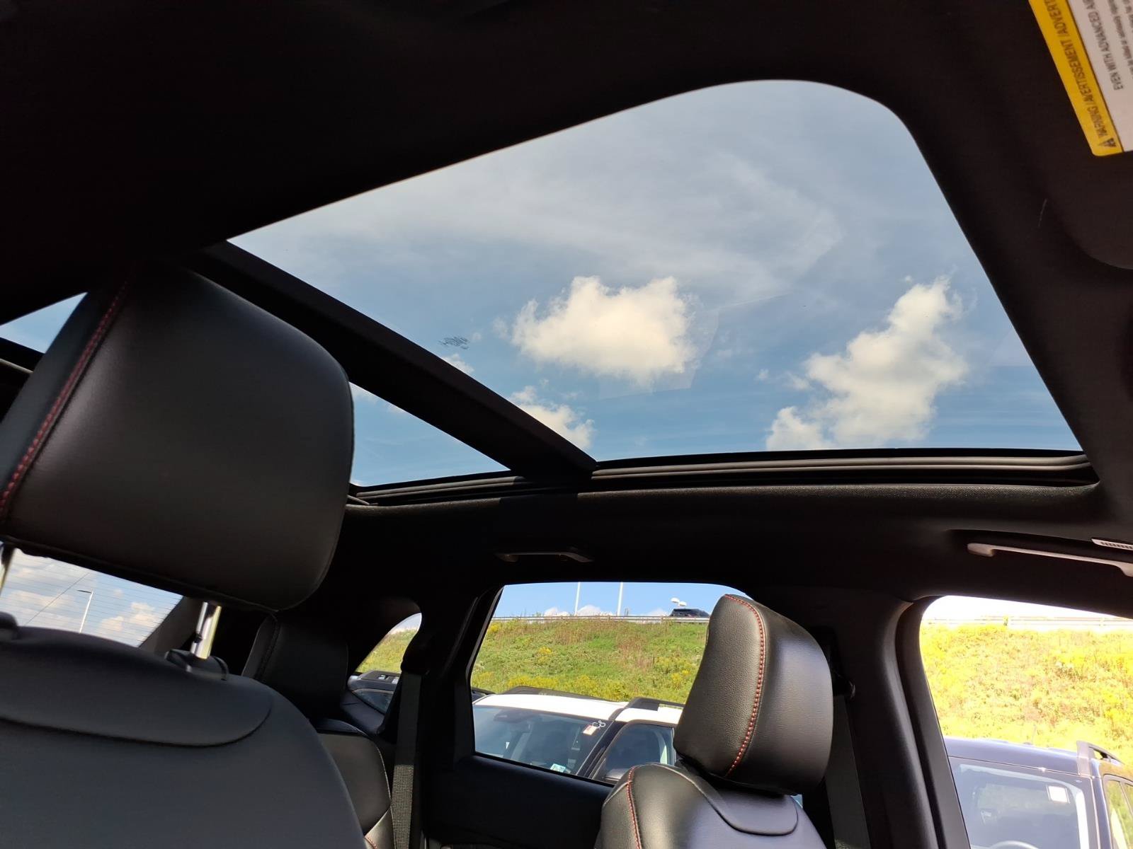 Certified 2023 Ford Edge ST-Line AWD/4WD image 10