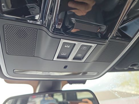 Used 2013 Land Rover Range Rover HSE image 49