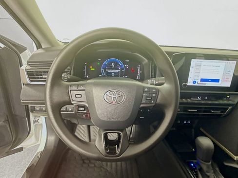 Certified 2025 Toyota Camry LE image 11