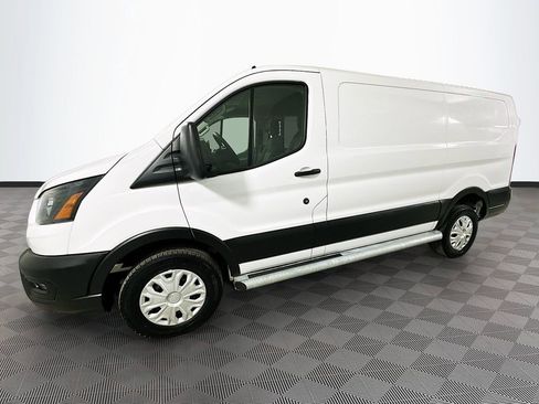 Used 2024 Ford Transit 250 Low Roof w/ Exterior Upgrade Package image 4