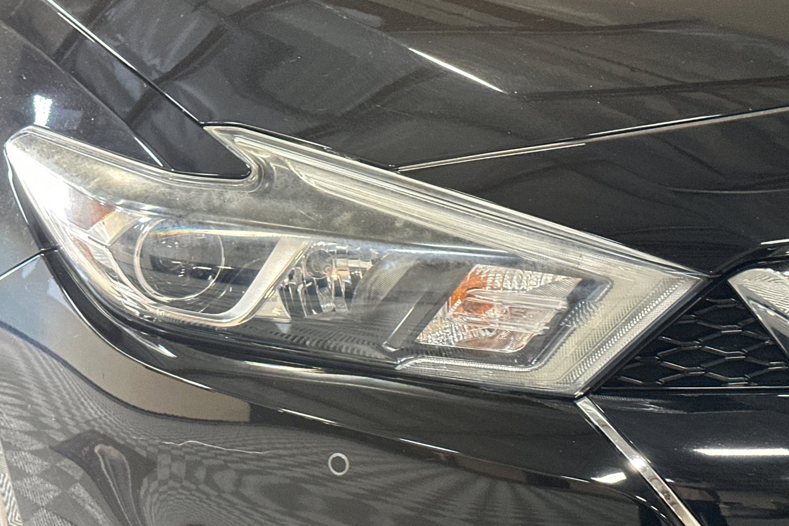Used 2018 Nissan Maxima SR w/ Interior Lighting Package FWD image 45