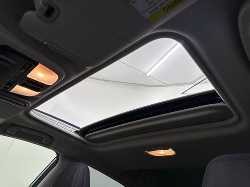 Certified 2025 Subaru Crosstrek 2.0i Premium image 22