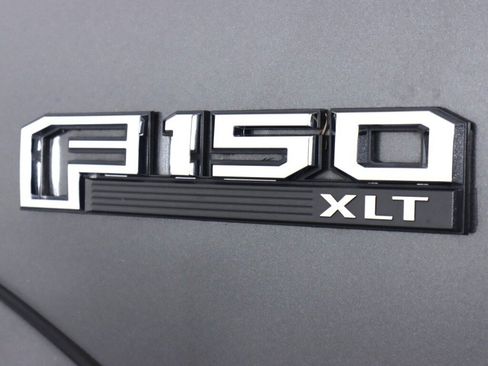 Used 2016 Ford F150 XLT w/ Equipment Group 302A Luxury image 39