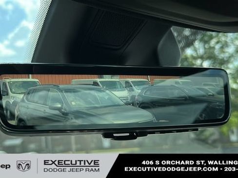 Used 2023 Jeep Grand Cherokee Trailhawk w/ Luxury Tech Group III AWD/4WD image 23