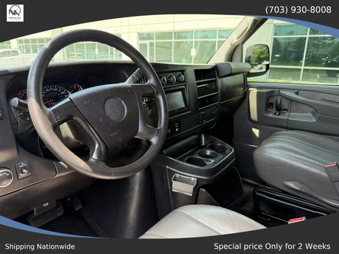 Used 2015 Chevrolet Express 2500 w/ Chrome Appearance Package RWD image 13