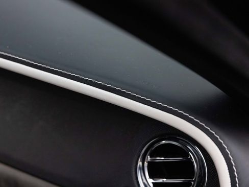 Certified 2019 Rolls-Royce Cullinan image 81