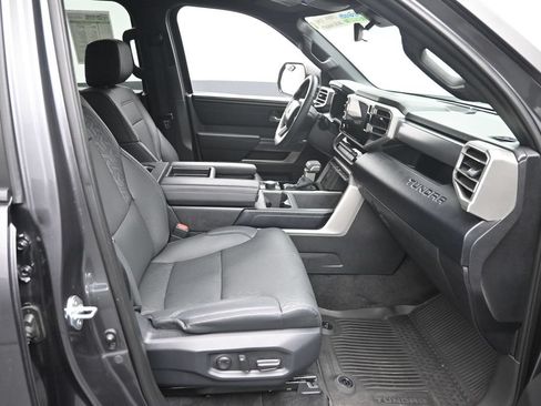 Used 2025 Toyota Tundra SR5 w/ SR5 Premium Package AWD/4WD image 9