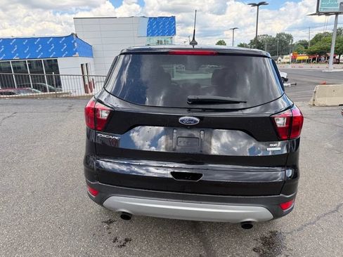 Used 2019 Ford Escape SE FWD image 7