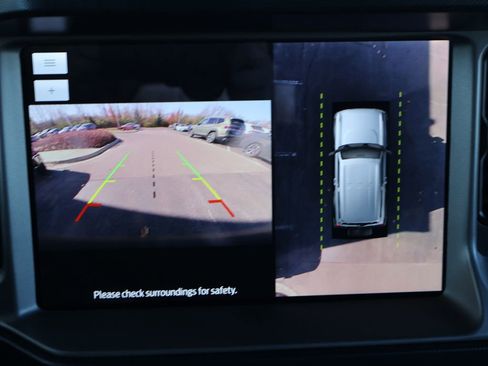 Used 2023 Ford Bronco Outer Banks image 29