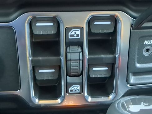 New 2025 Jeep Wrangler Sahara image 22