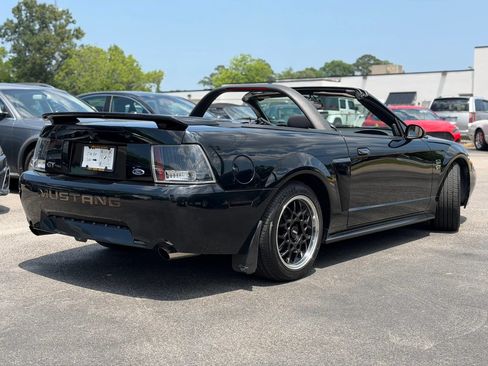 Used 2001 Ford Mustang GT RWD image 4
