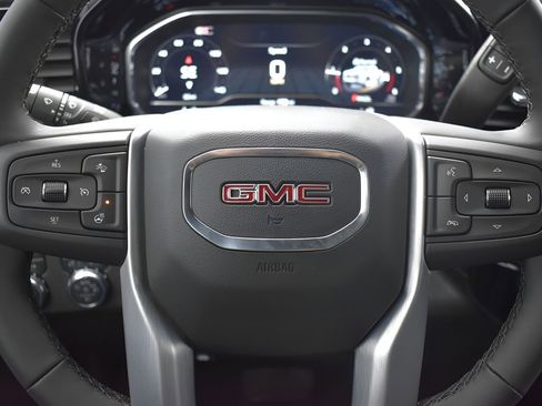 Used 2024 GMC Sierra 1500 SLT w/ X31 Off-Road Package image 14