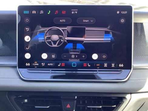 New 2026 Volkswagen Tiguan SE R-Line image 24