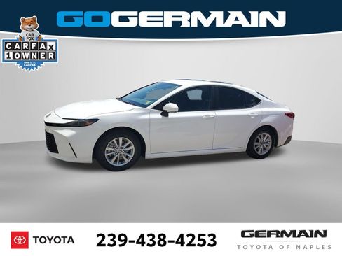 Used 2026 Toyota Camry LE w/ Convenience Package FWD image 12