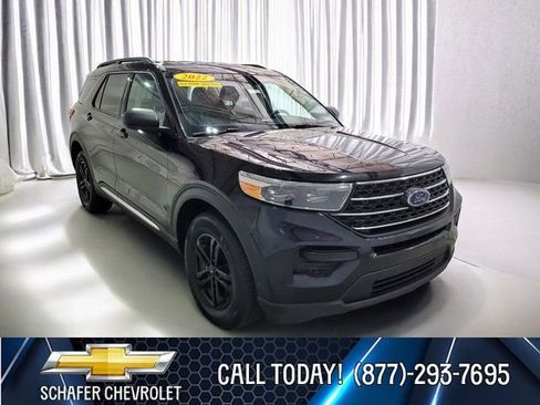 Used 2022 Ford Explorer XLT image 10
