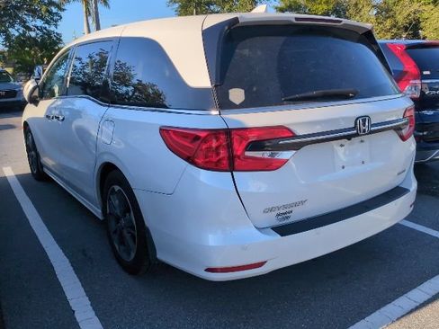 Used 2022 Honda Odyssey Elite image 4