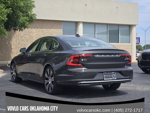 Certified 2023 Volvo S90 B6 Ultimate w/ Protection Package Premier AWD/4WD image 5