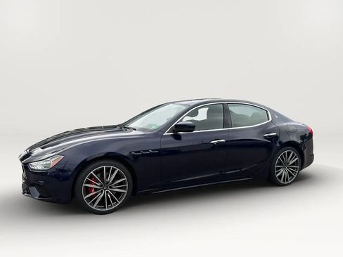Used 2020 Maserati Ghibli S image 6