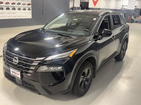 Used 2026 Nissan Rogue SV w/ Cold Weather Package AWD/4WD image 19