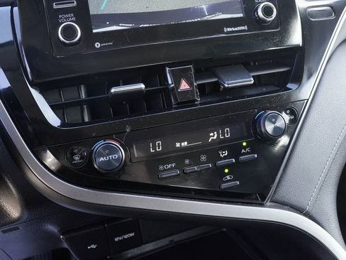 Used 2023 Toyota Camry SE FWD image 17