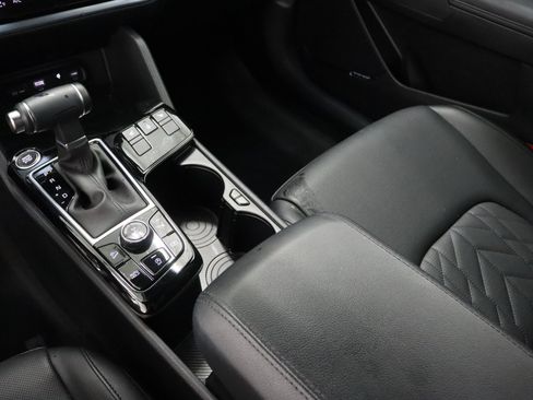 Used 2025 Kia Sportage X-Pro AWD/4WD image 17