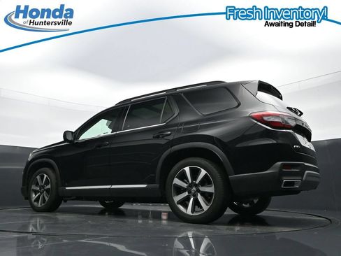 Used 2023 Honda Pilot Elite image 35