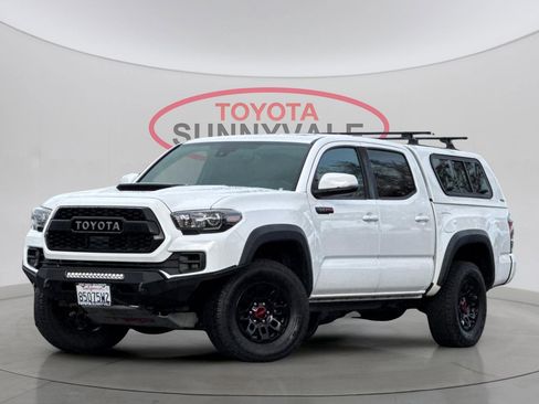 Used 2019 Toyota Tacoma TRD Pro image 2