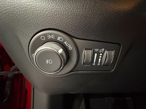 Used 2022 Jeep Compass Limited AWD/4WD image 35