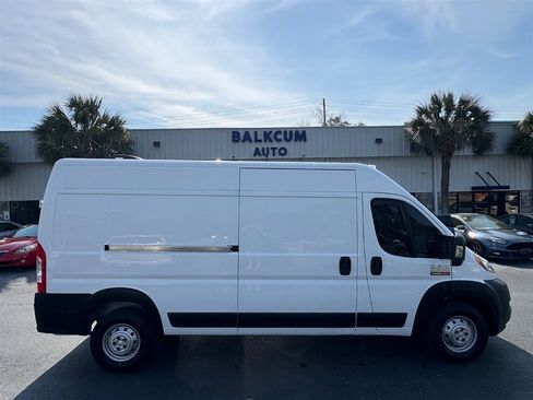 Used 2021 RAM ProMaster 2500 w/ Convenience Group image 1