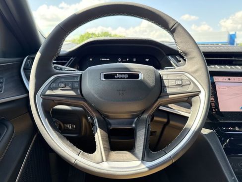 New 2026 Jeep Grand Cherokee L Limited AWD/4WD image 25