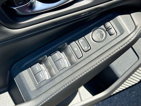 Used 2023 Honda Accord Sport image 15