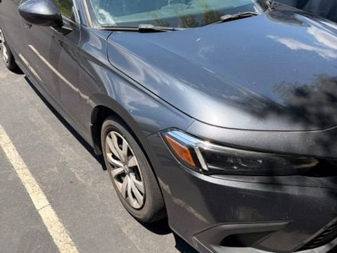 Used 2022 Honda Civic LX image 3