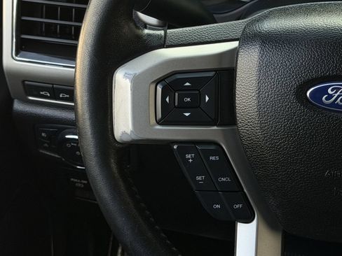 Used 2018 Ford F150 Lariat RWD image 15