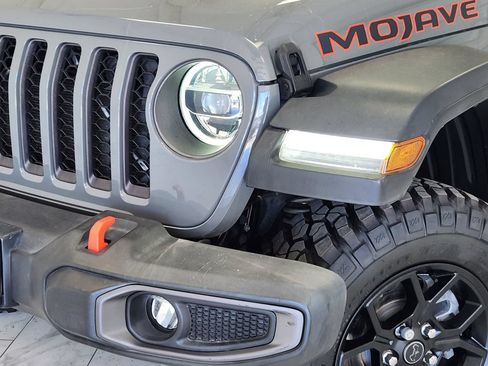 Used 2021 Jeep Gladiator Mojave w/ LED Lighting Group AWD/4WD image 9