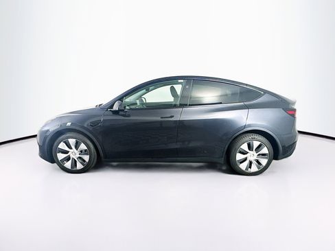 Used 2024 Tesla Model Y Long Range AWD/4WD image 4