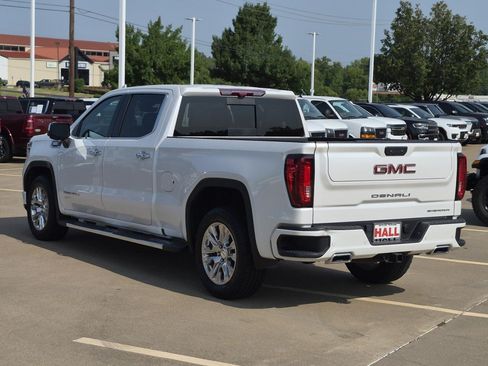 Certified 2023 GMC Sierra 1500 Denali w/ Technology Package AWD/4WD image 4