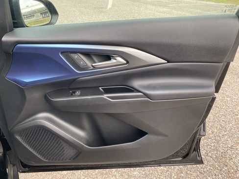 Used 2024 Chevrolet Equinox EV LT image 18